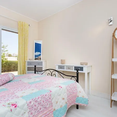 Tropical Beach Litoralmar *